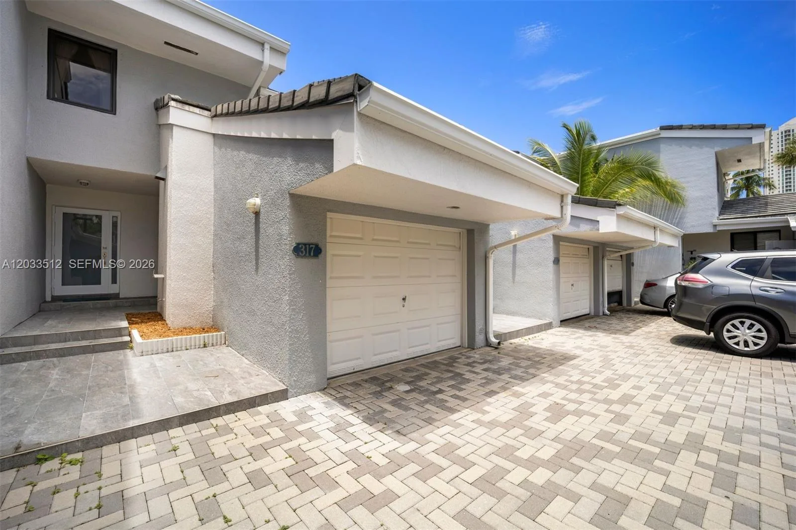 317 Poinciana Dr # 807, Sunny Isles Beach, FL 33160