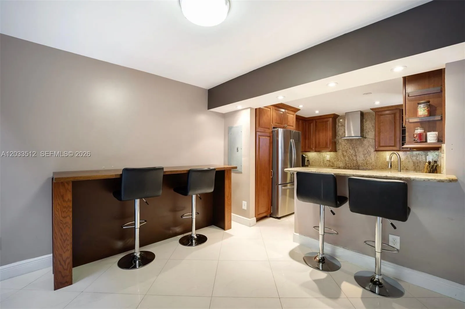 317 Poinciana Dr # 807, Sunny Isles Beach, FL 33160 photo 4