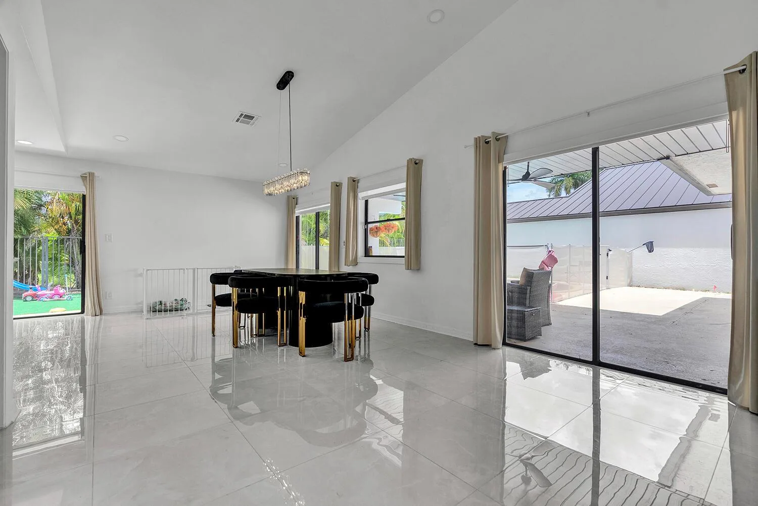 21641 SUTTERS Lane, Boca Raton, FL 33428 photo 11