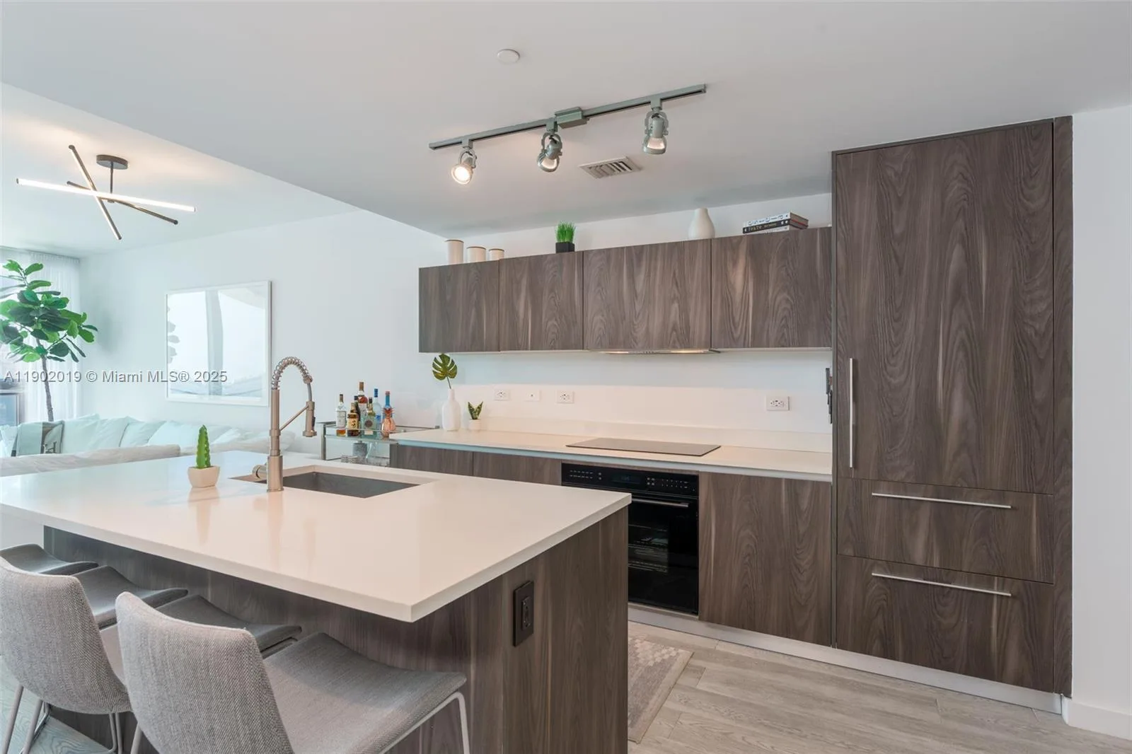 3131 NE 7th Ave # 2202, Miami, FL 33137 photo 4