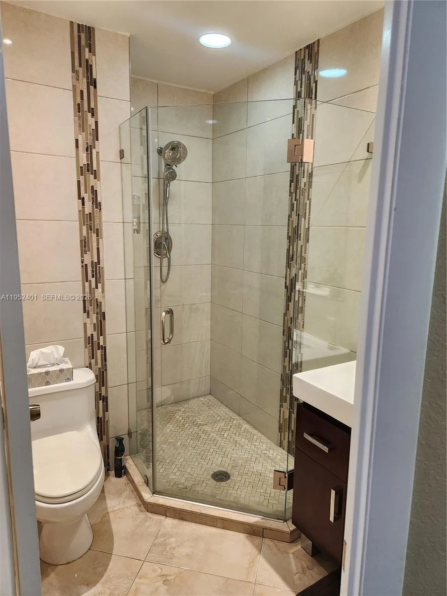 5100 NW 35th St # 101, Lauderdale Lakes, FL 33319 photo 13