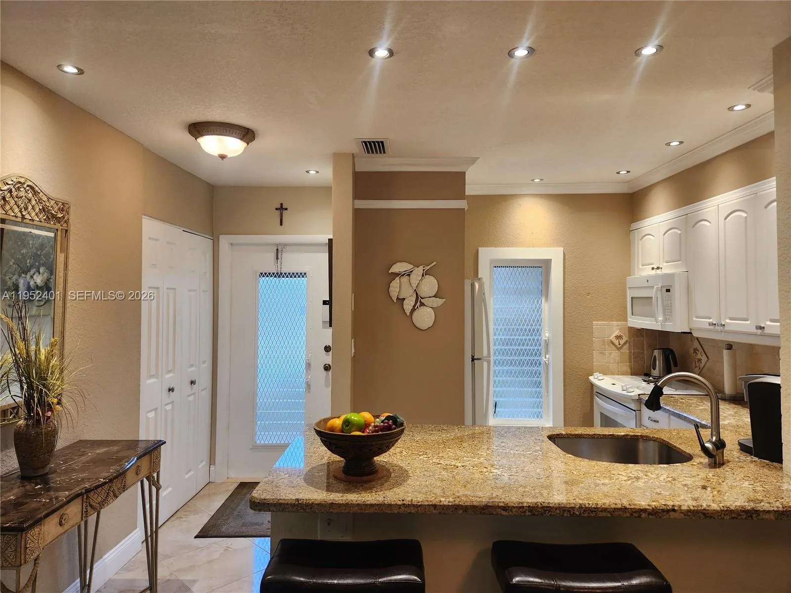 5100 NW 35th St # 101, Lauderdale Lakes, FL 33319 photo 6