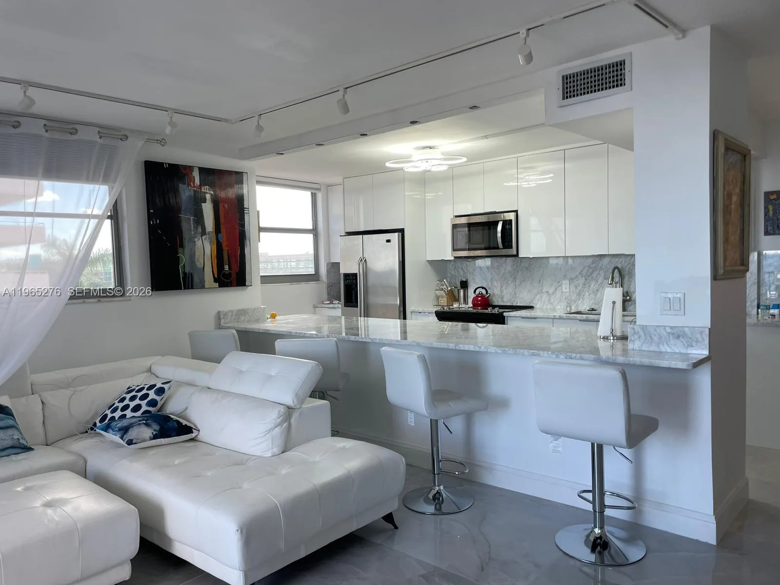 9273 Collins Ave # 412, Surfside, FL 33154 photo 4