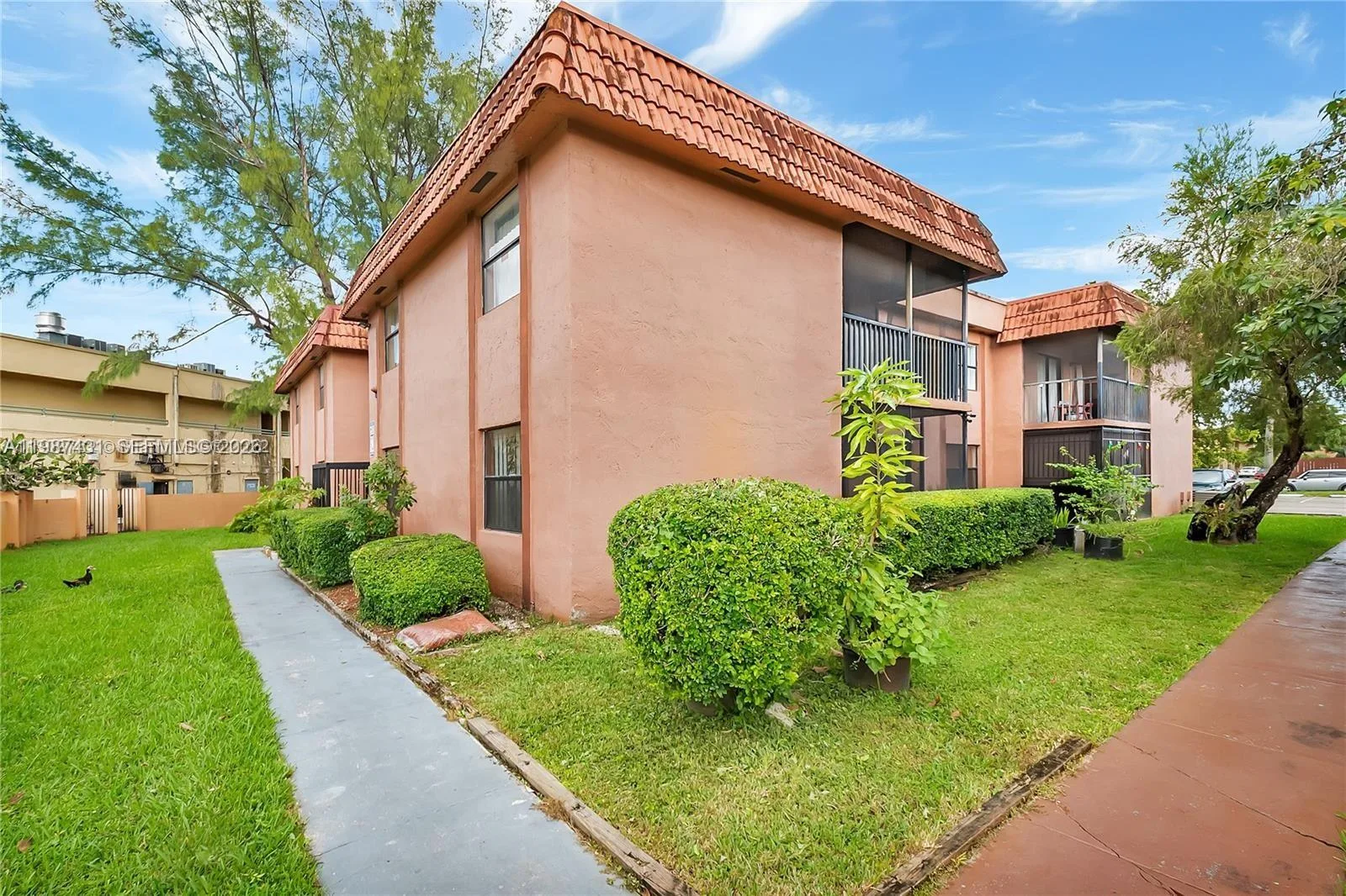 6580 W 27th Ct # 58-12, Hialeah, FL 33016 photo 4