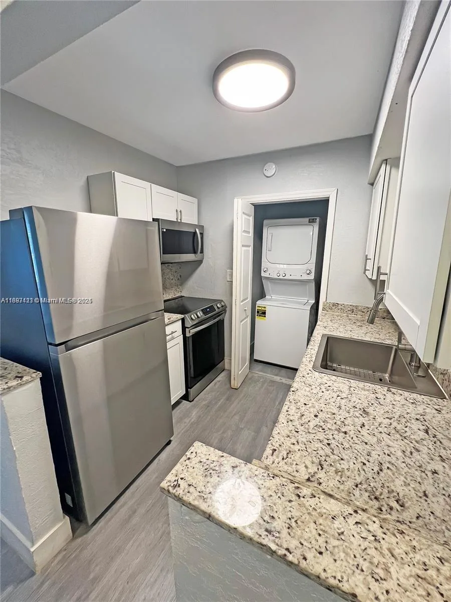 2783 - 2785 SW 33rd Ct, Miami, FL 33133 photo 10