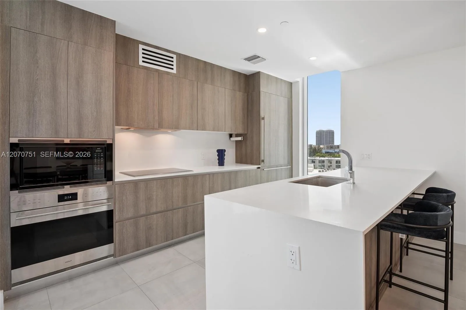 17550 Collins Ave # 701, Sunny Isles Beach, FL 33160 photo 8