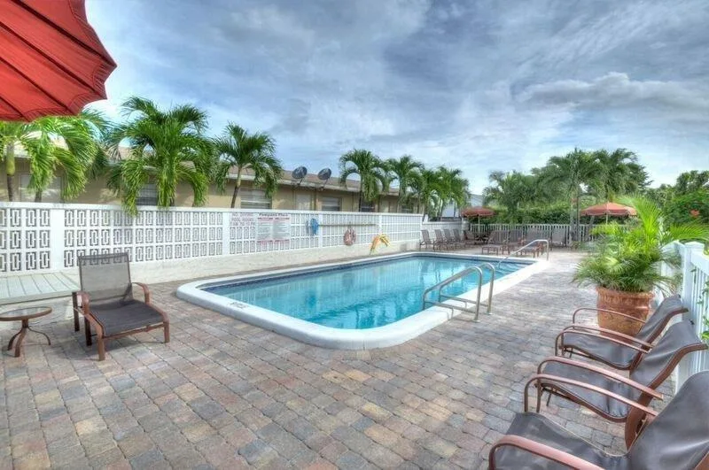 221 SE 9th Avenue # 103, Pompano Beach, FL 33060 photo 9