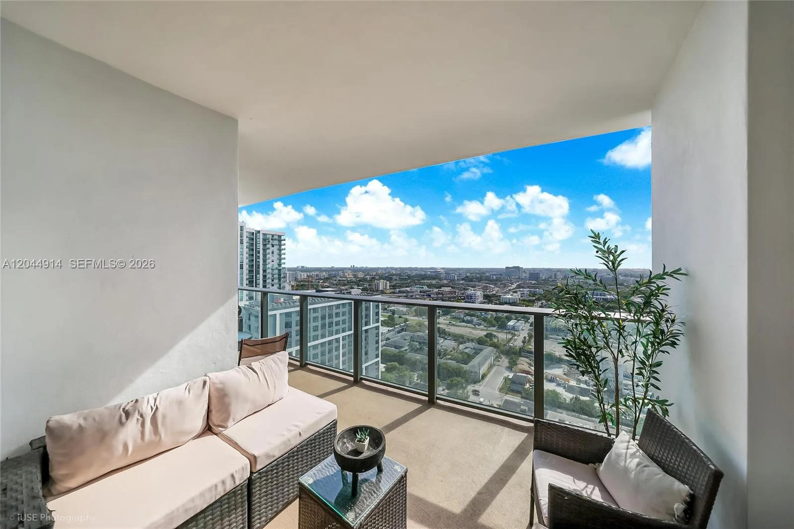 1600 NE 1st Ave # 2814, Miami, FL 33132