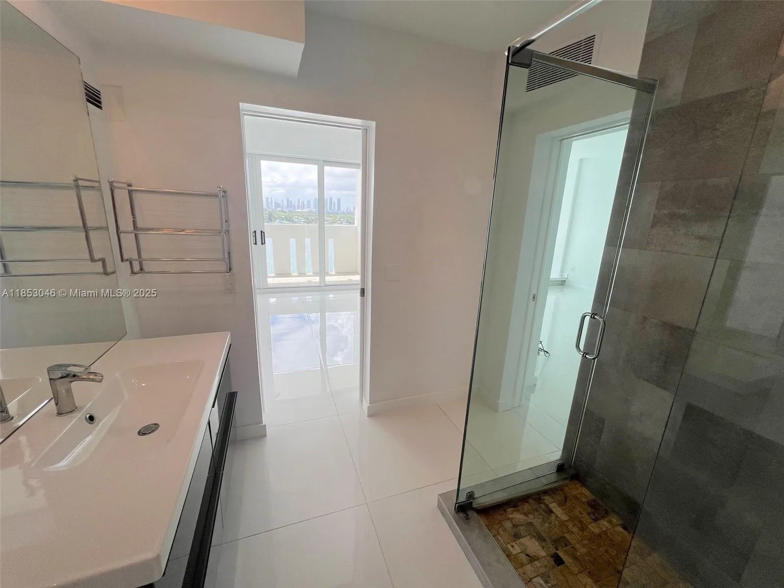 800 West Ave # PH27, Miami Beach, FL 33139 photo 11