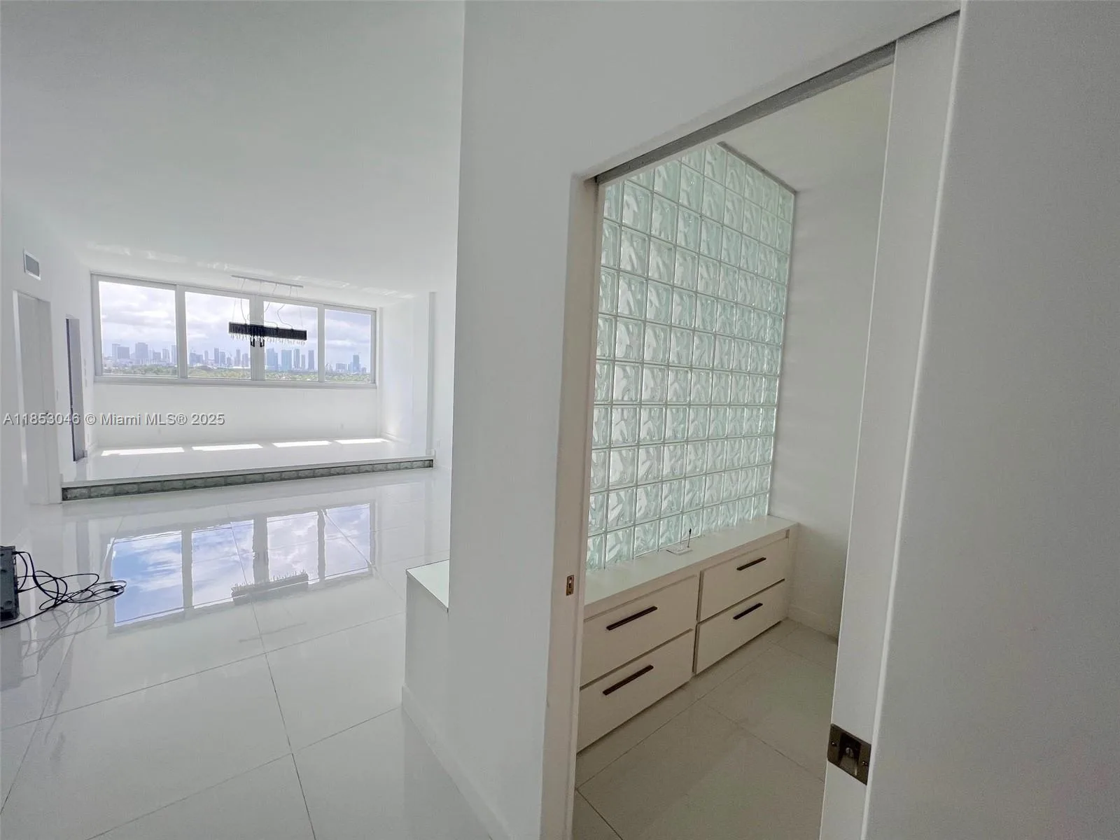 800 West Ave # PH27, Miami Beach, FL 33139 photo 7