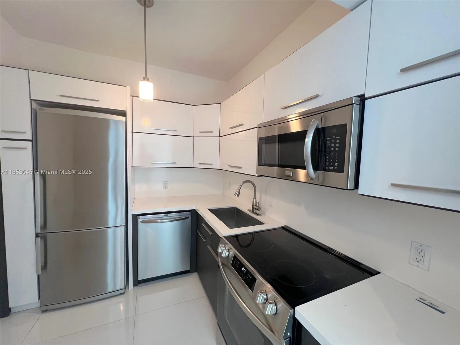 800 West Ave # PH27, Miami Beach, FL 33139 photo 9