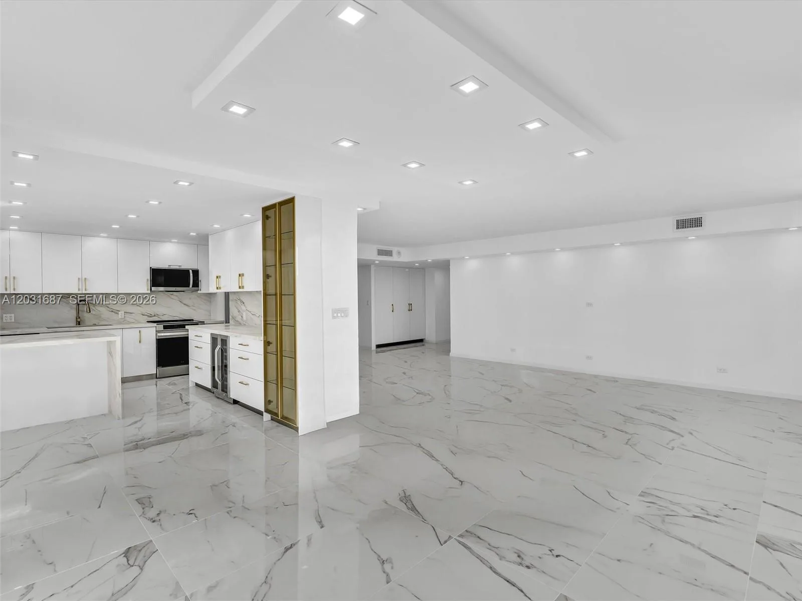 230 174th St # 712, Sunny Isles Beach, FL 33160