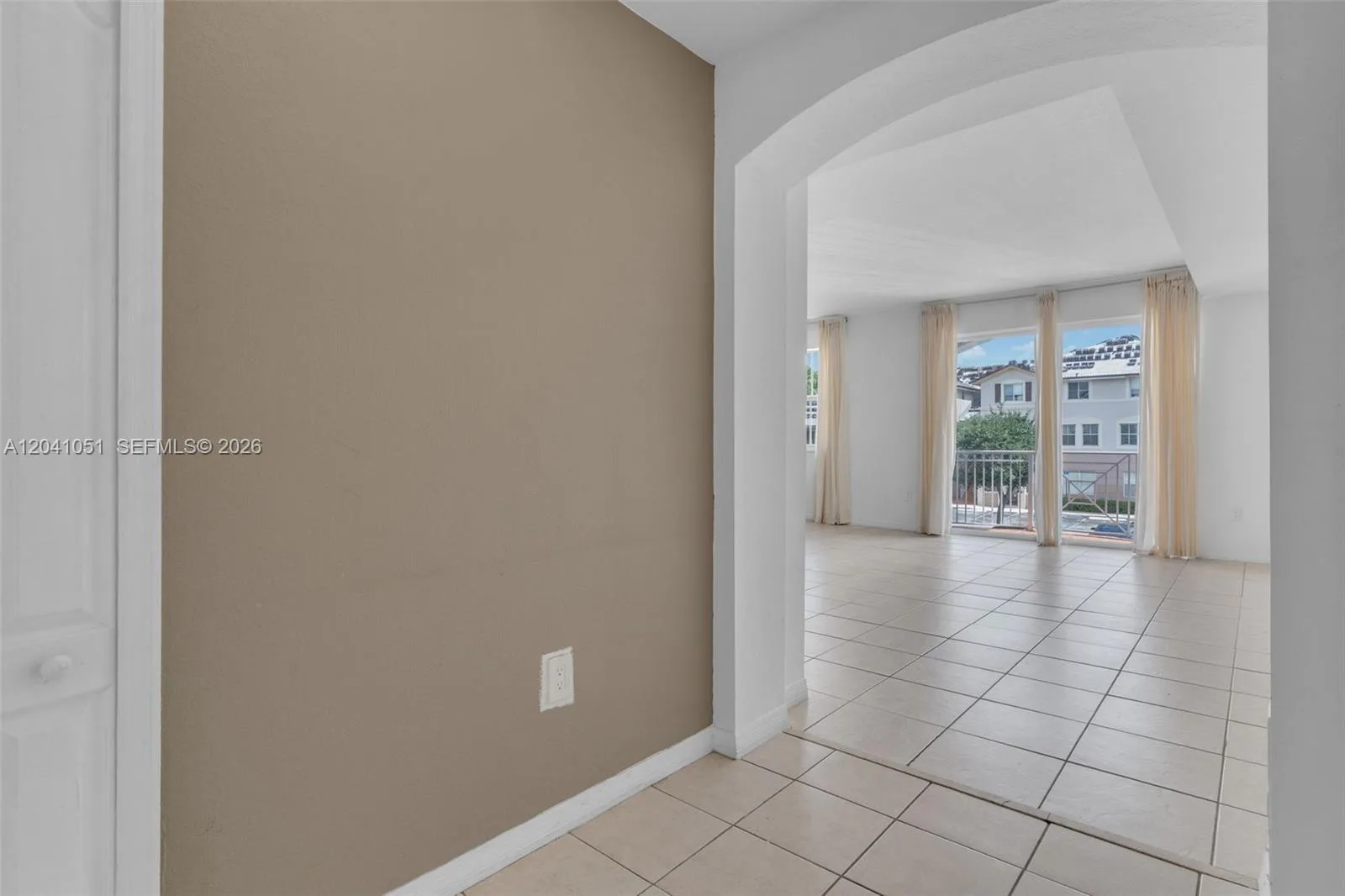 8826 W Flagler St # 203, Miami, FL 33174 photo 3