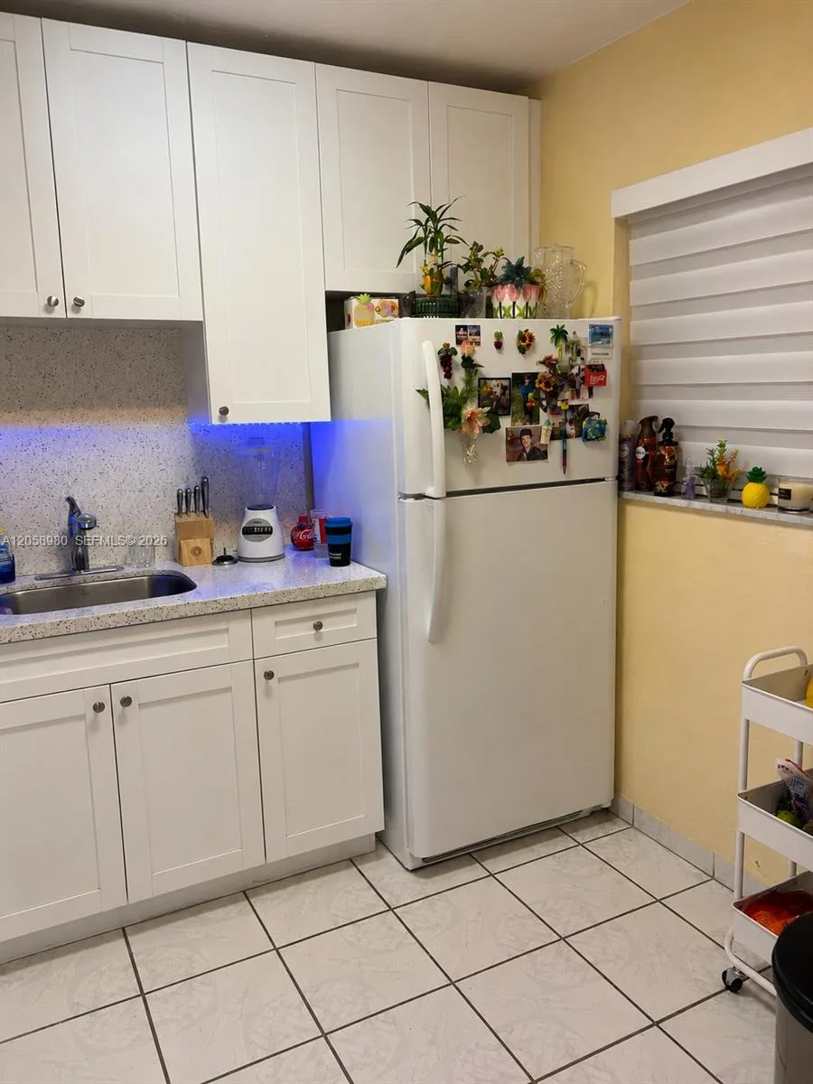 110 Royal Palm Rd # 208, Hialeah Gardens, FL 33016 photo 8