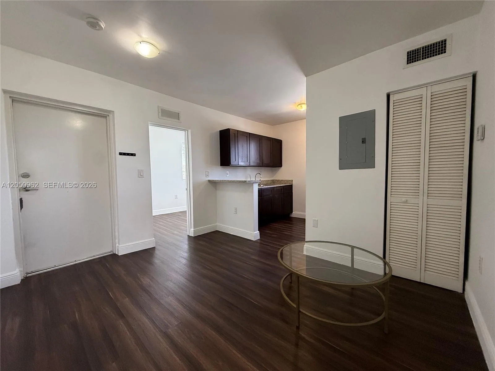540 NW 7th St # 19, Miami, FL 33136 photo 3