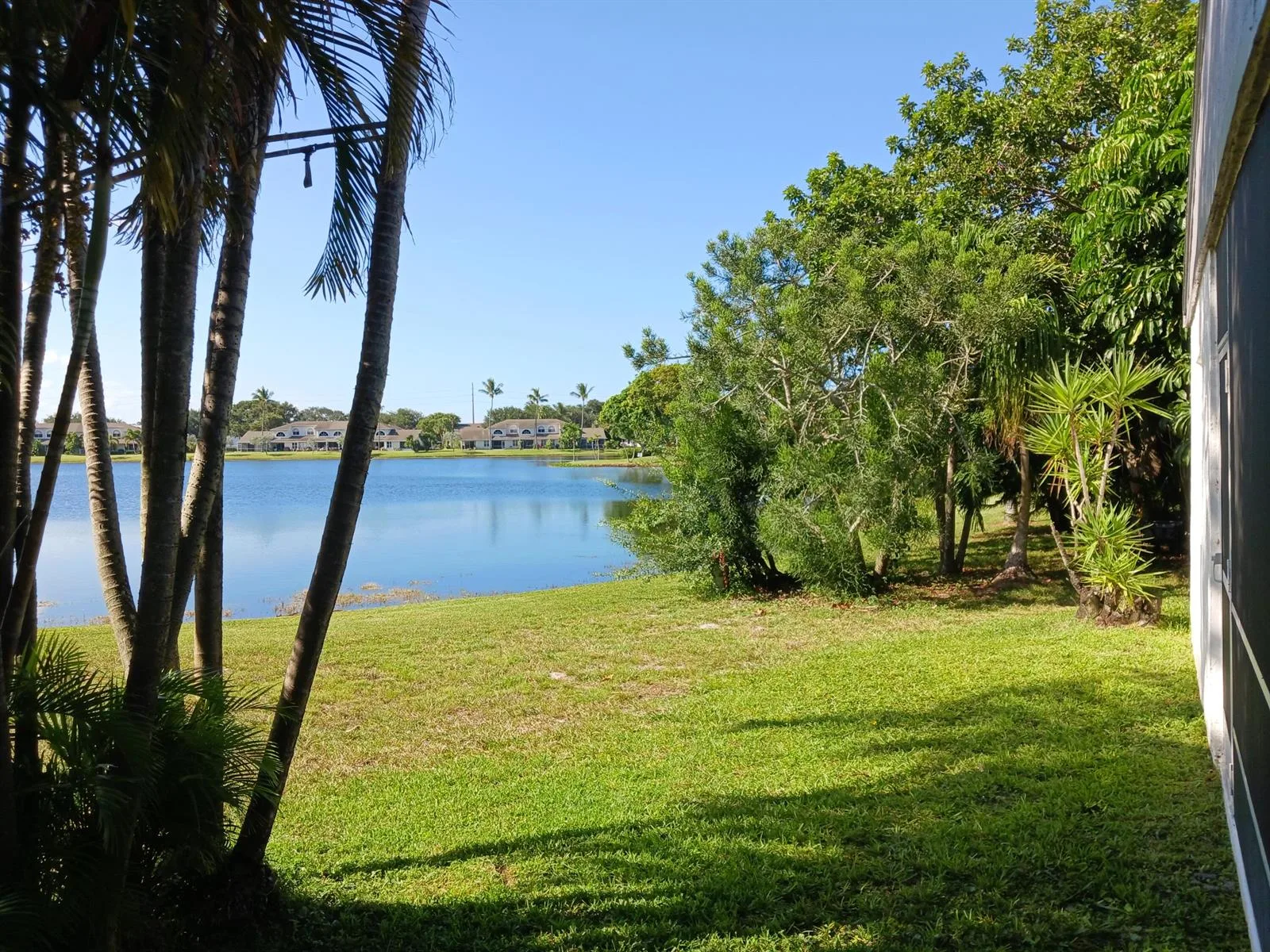 48 BUXTON Lane, Boynton Beach, FL 33426 photo 10