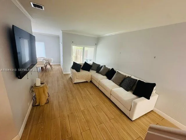10919 NW 67th Ter, Doral, FL 33178 photo 4