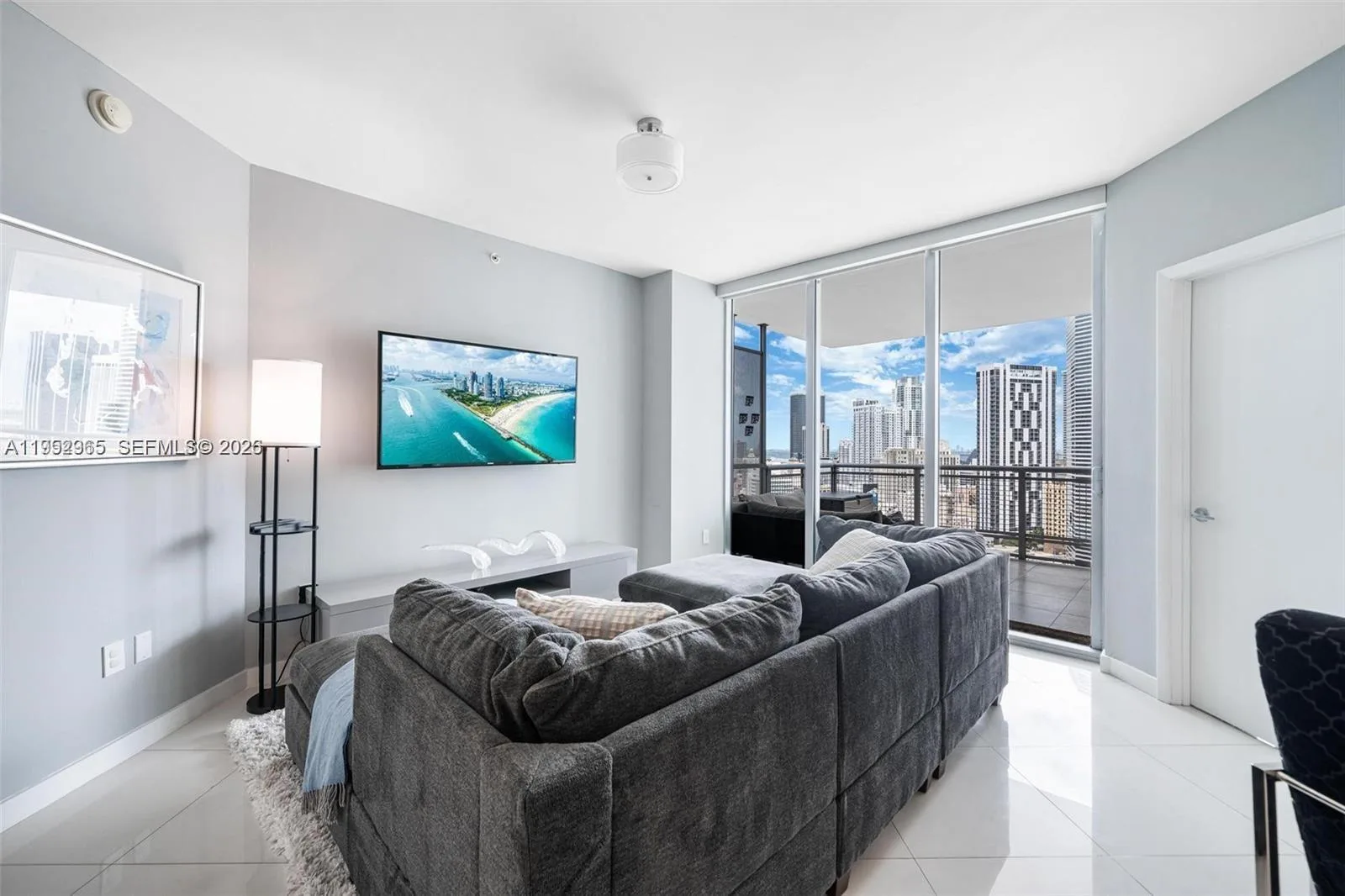 350 S Miami Ave # 2505, Miami, FL 33130 photo 10
