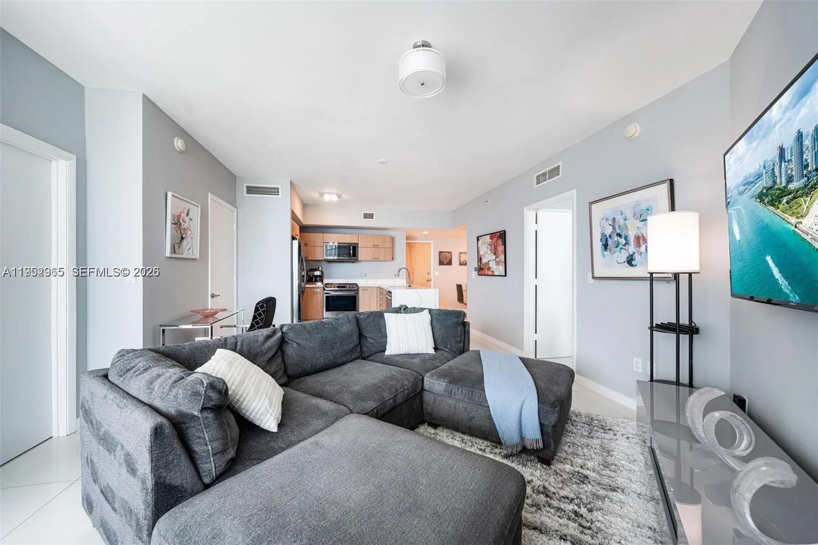 350 S Miami Ave # 2505, Miami, FL 33130 photo 13