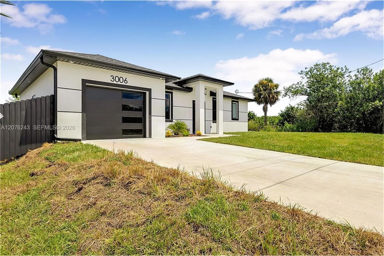 3006 39th ST SW, Lehigh Acres, FL 33976 photo 3