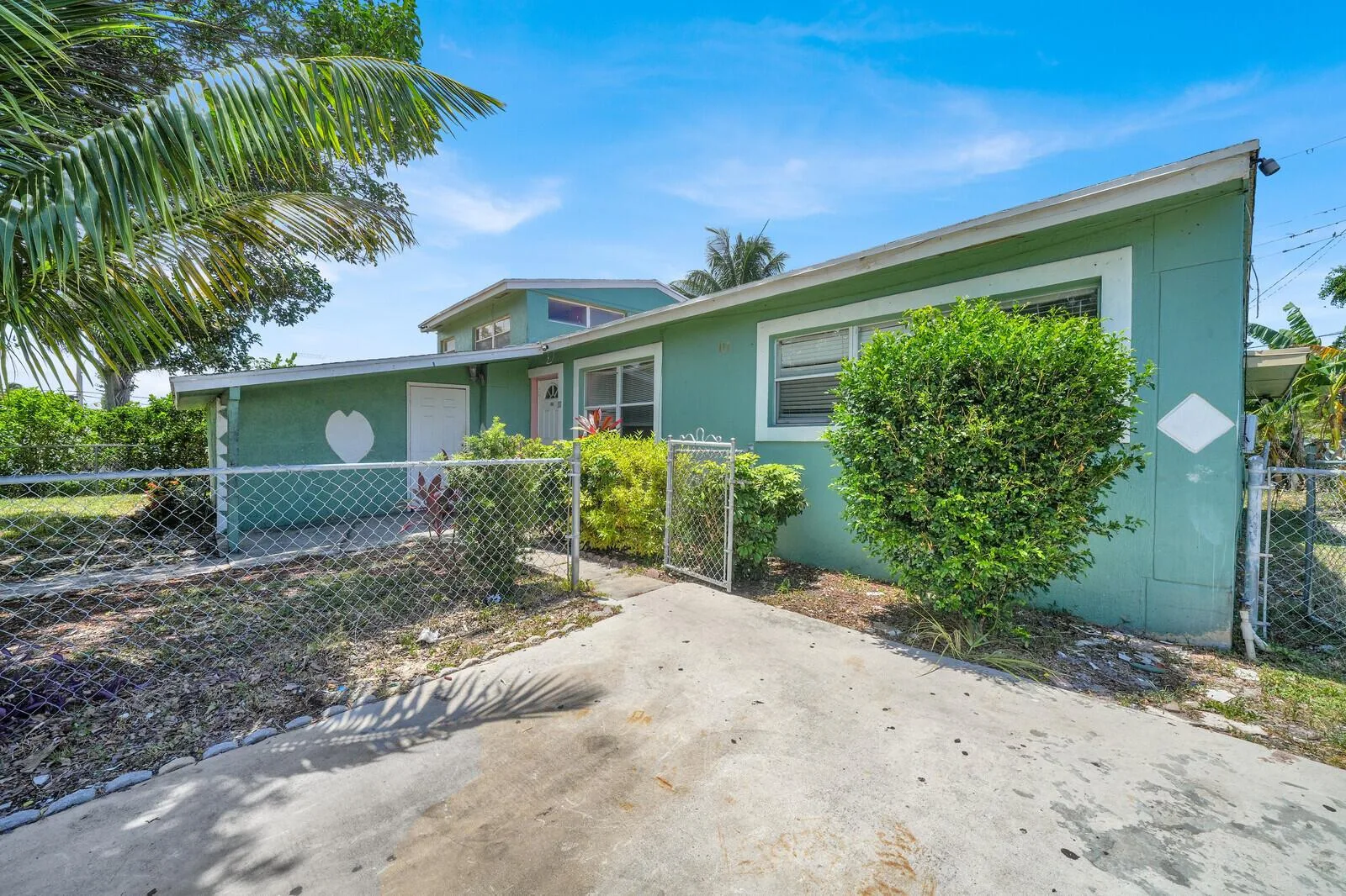 111 Ocean Parkway, Boynton Beach, FL 33435 photo 2