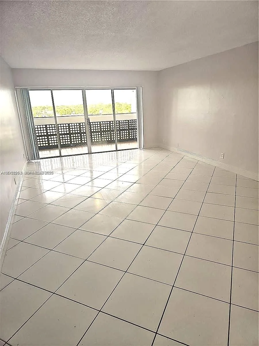 3301 Spanish Moss Ter # 708, Lauderhill, FL 33319 photo 2
