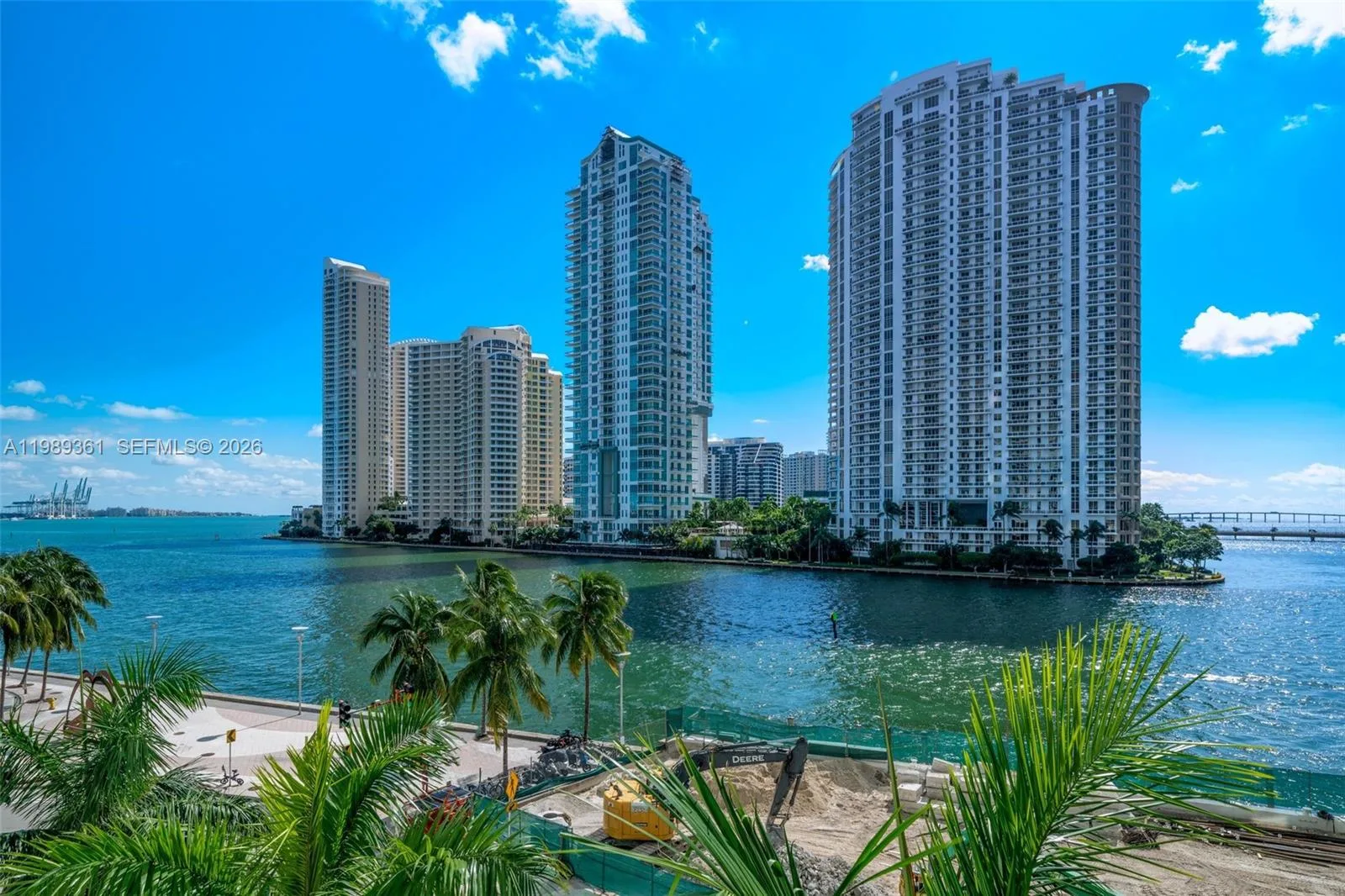 300 S BISCAYNE BLVD # L-410, Miami, FL 33131 photo 3