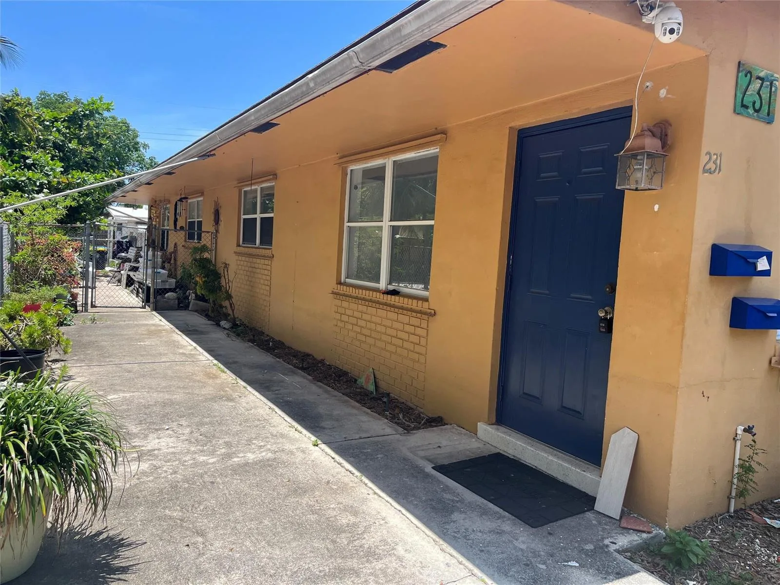 231 SW 8TH Street # B, Dania Beach, FL 33004