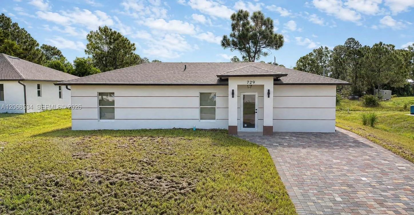 729 Anaconda Ave S, Lehigh Acres, FL 33974