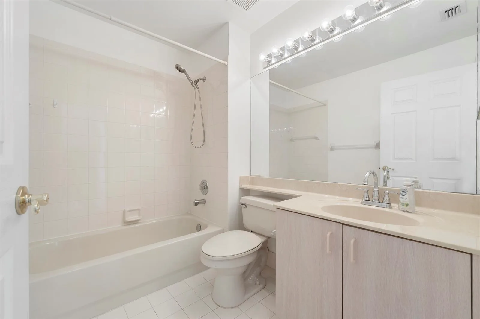 10430 Lexington Circle S, Boynton Beach, FL 33436 photo 7