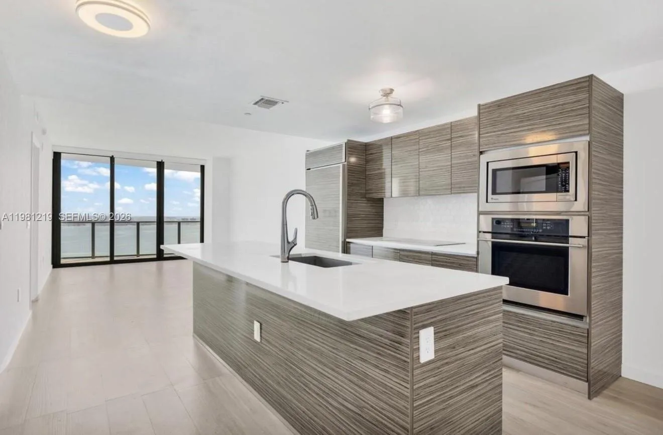 460 NE 28th St # 3907, Miami, FL 33137 photo 2
