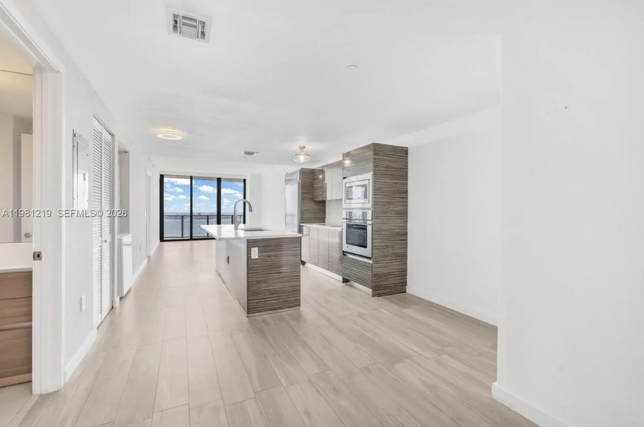 460 NE 28th St # 3907, Miami, FL 33137 photo 6