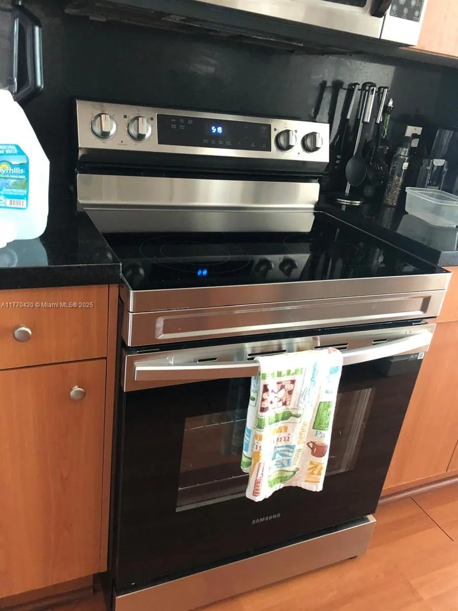2200 NE 4th Ave # 808, Miami, FL 33137 photo 6