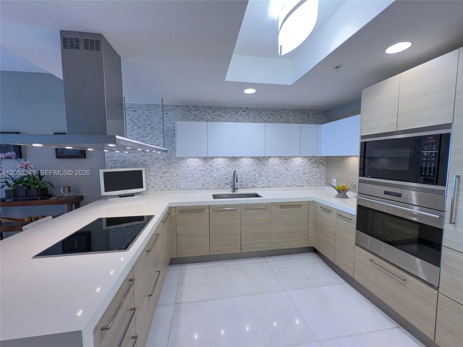 17111 Biscayne Blvd # 1705, North Miami Beach, FL 33160 photo 13