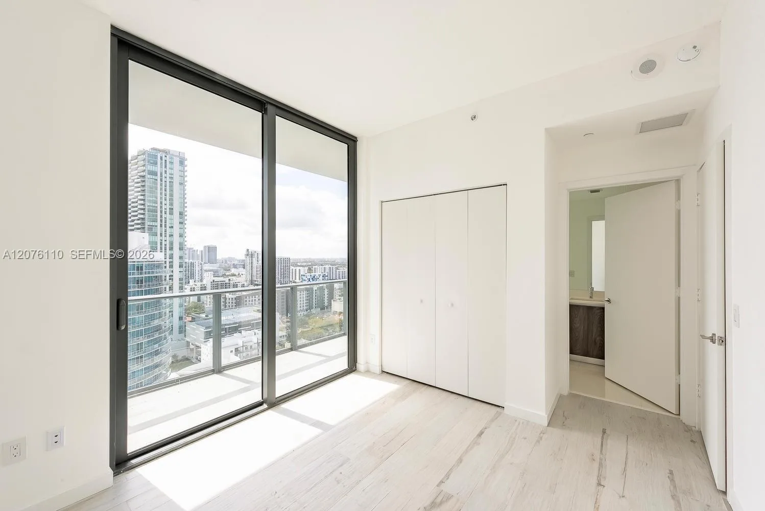 480 NE 31st St # 2101, Miami, FL 33137 photo 13