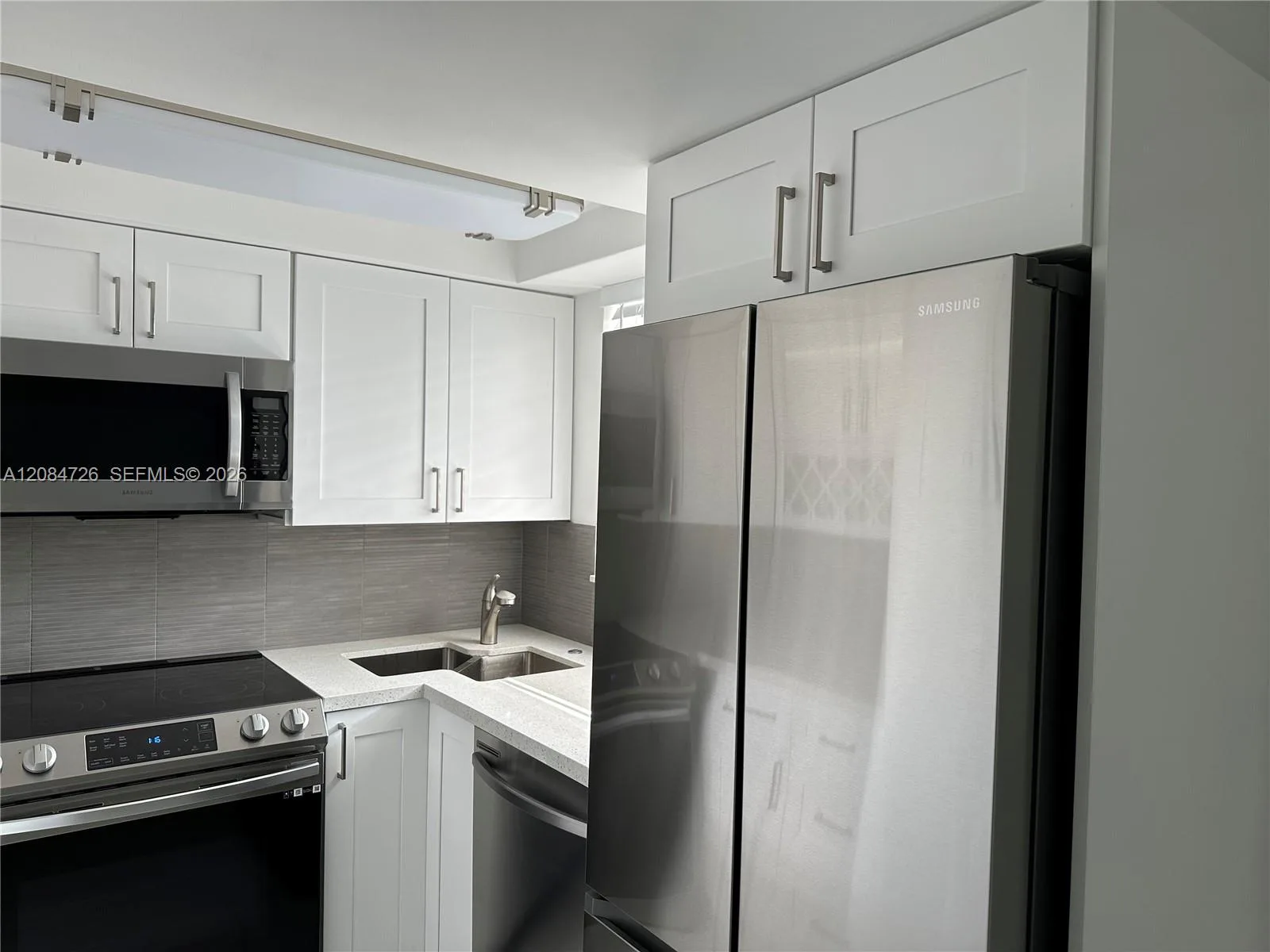 1333 E Hallandale Beach Blvd # 423, Hallandale Beach, FL 33009