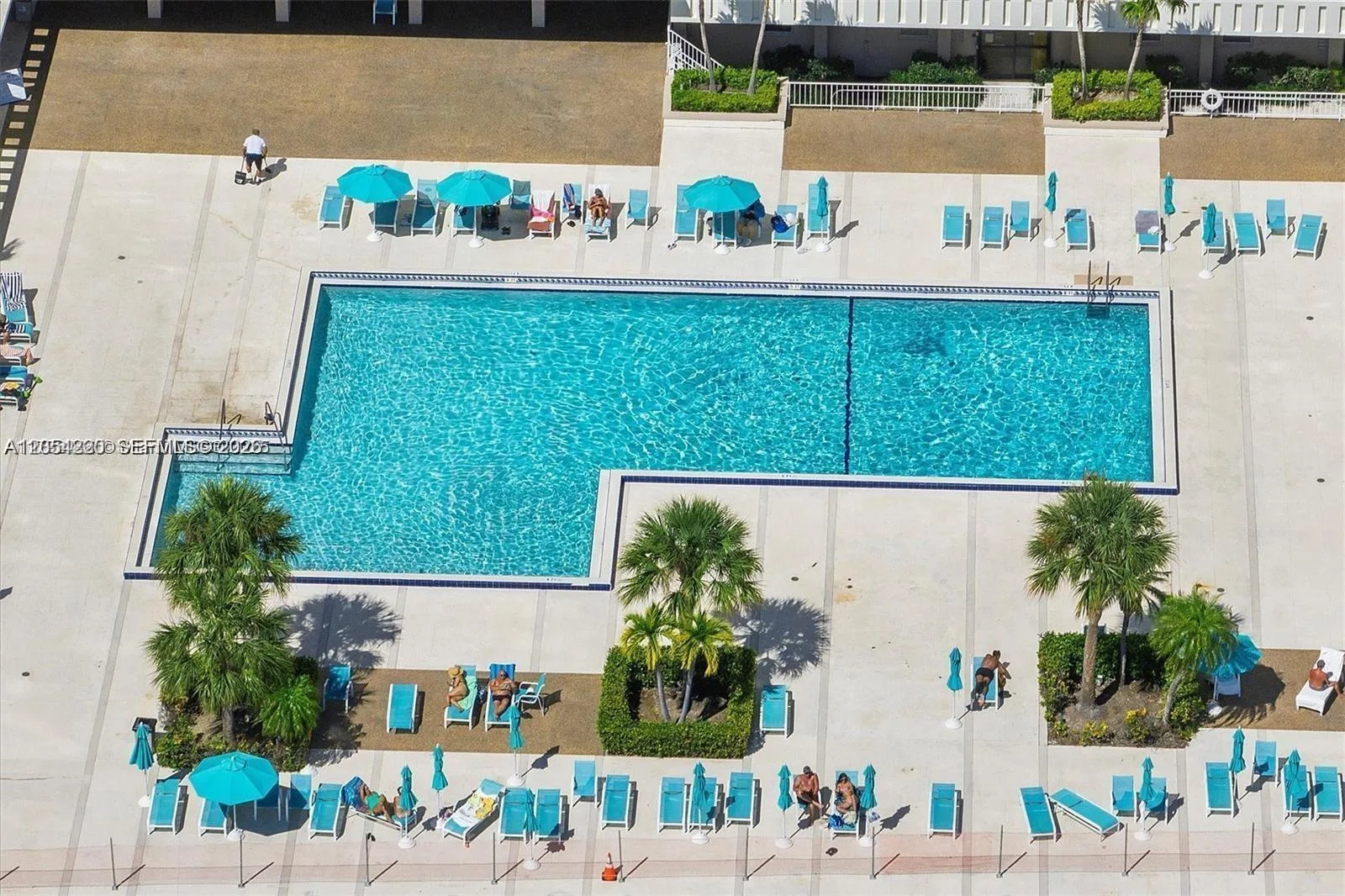 500 Bayview Dr # 232, Sunny Isles Beach, FL 33160