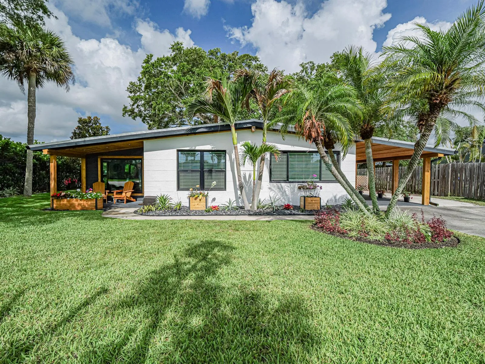 1611 4th Avenue, Vero Beach, FL 32960 photo 2