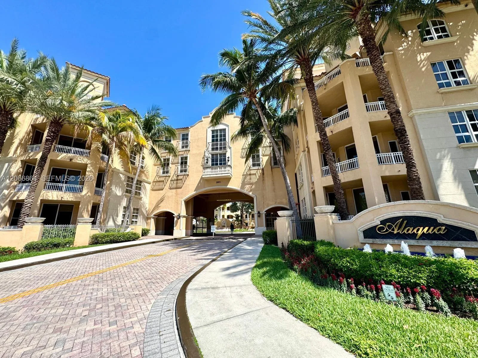 3001 NE 185th St # 225, Aventura, FL 33180