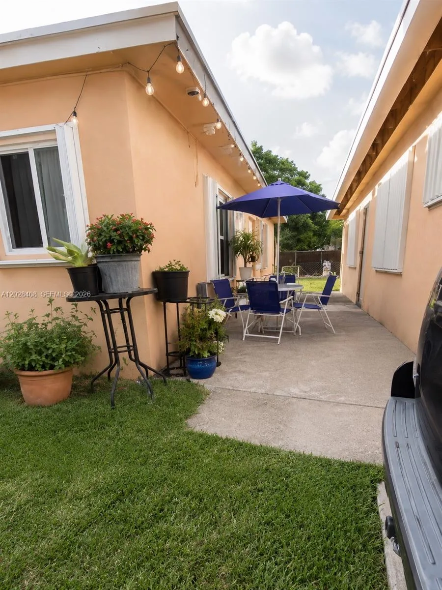 520 SW 6th Ave # 2, Homestead, FL 33030