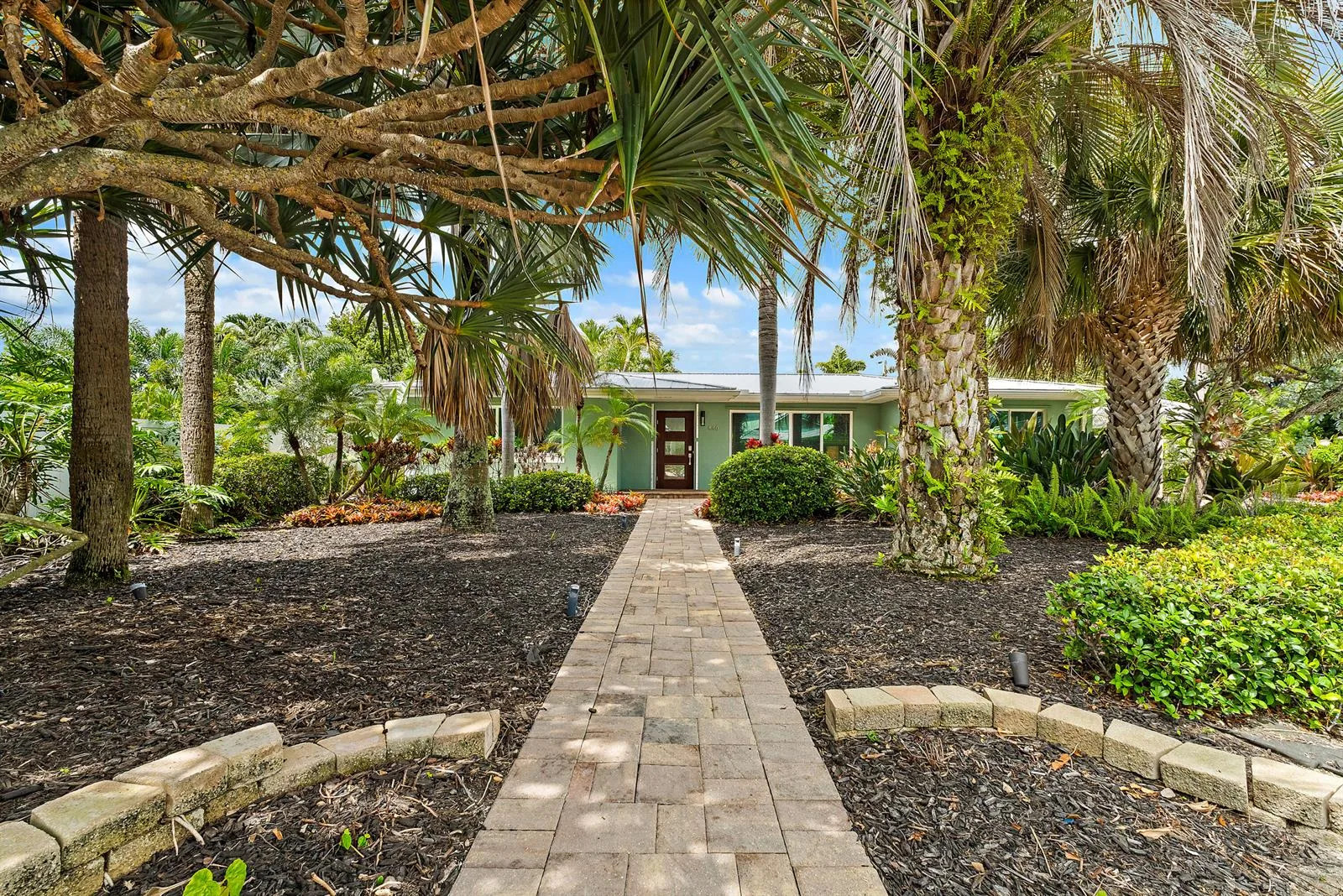 440 Jupiter Lane, Juno Beach, FL 33408 photo 4