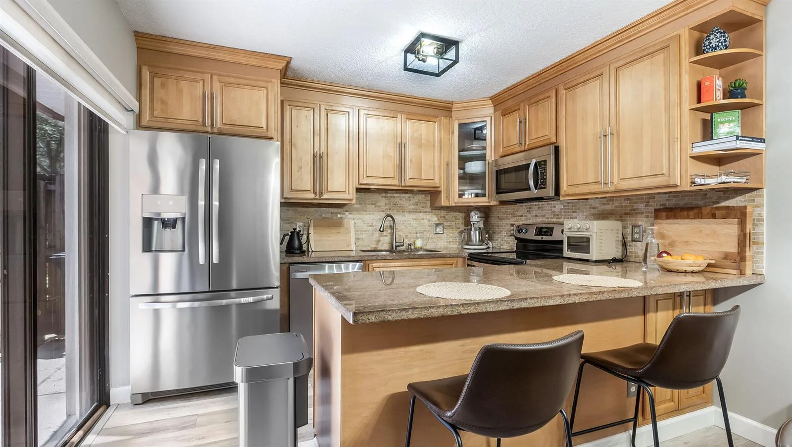 725 NW 99th Circle, Plantation, FL 33324 photo 3