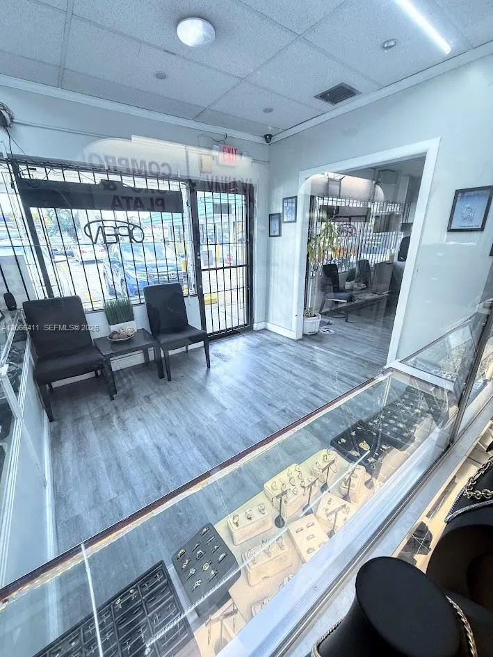 W Palm Ave, Hialeah FL 33010 photo 5