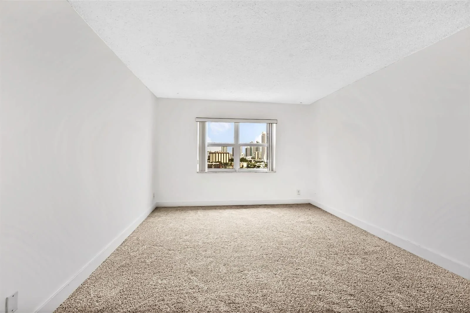 401 Golden Isles Drive # 1014, Hallandale Beach, FL 33009 photo 9