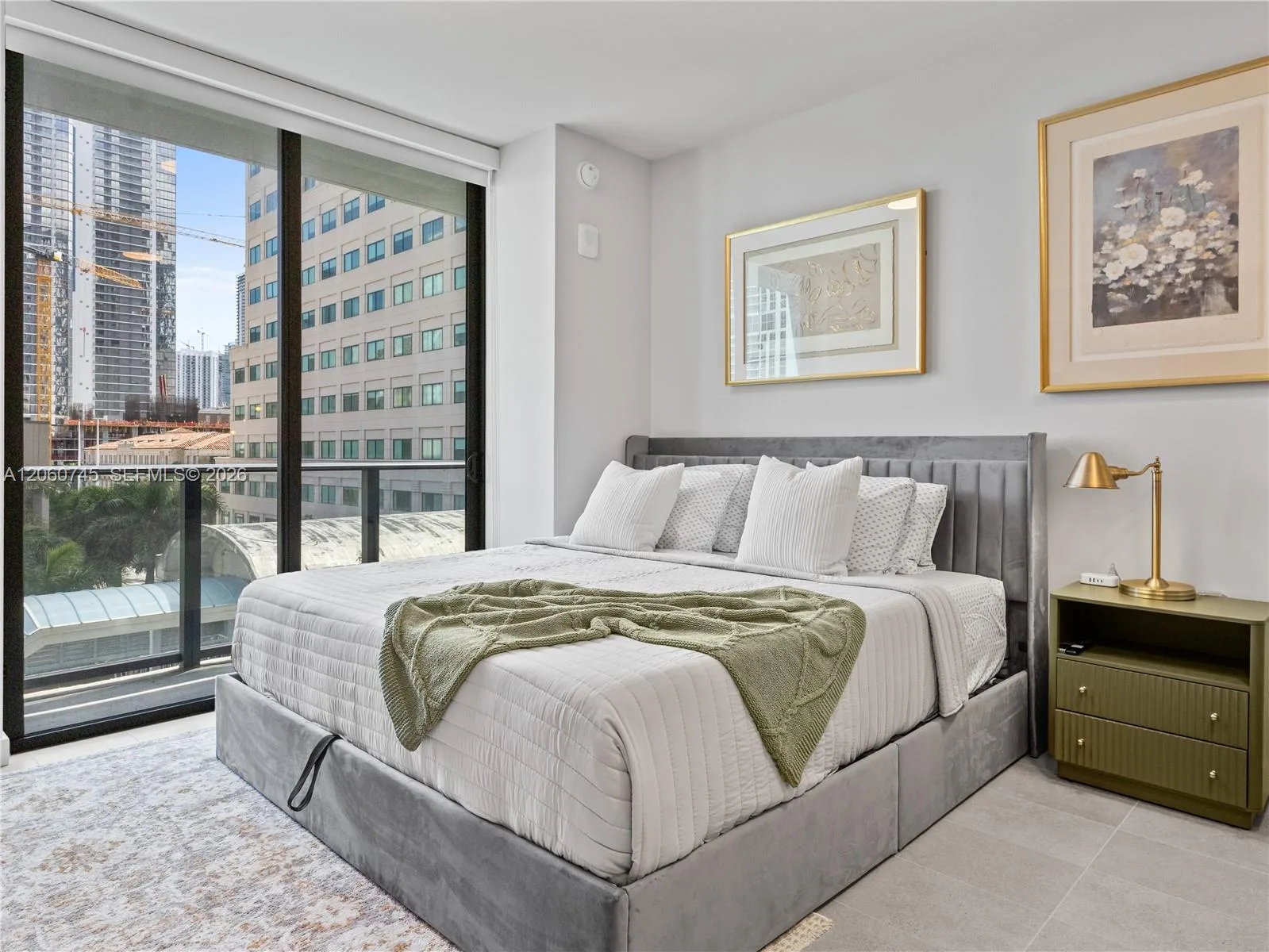 121 NE 5th St # 504, Miami, FL 33132 photo 4