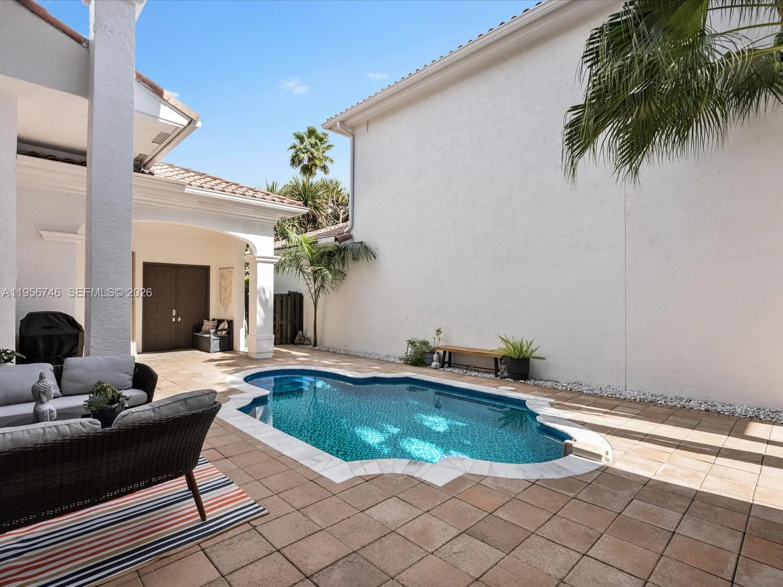 3960 194th Trl, Sunny Isles Beach, FL 33160 photo 9