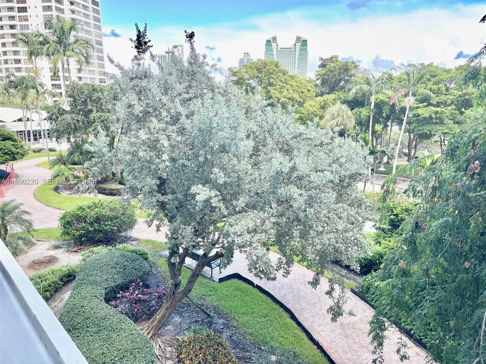 500 Three Islands Blvd # 102, Hallandale Beach, FL 33009