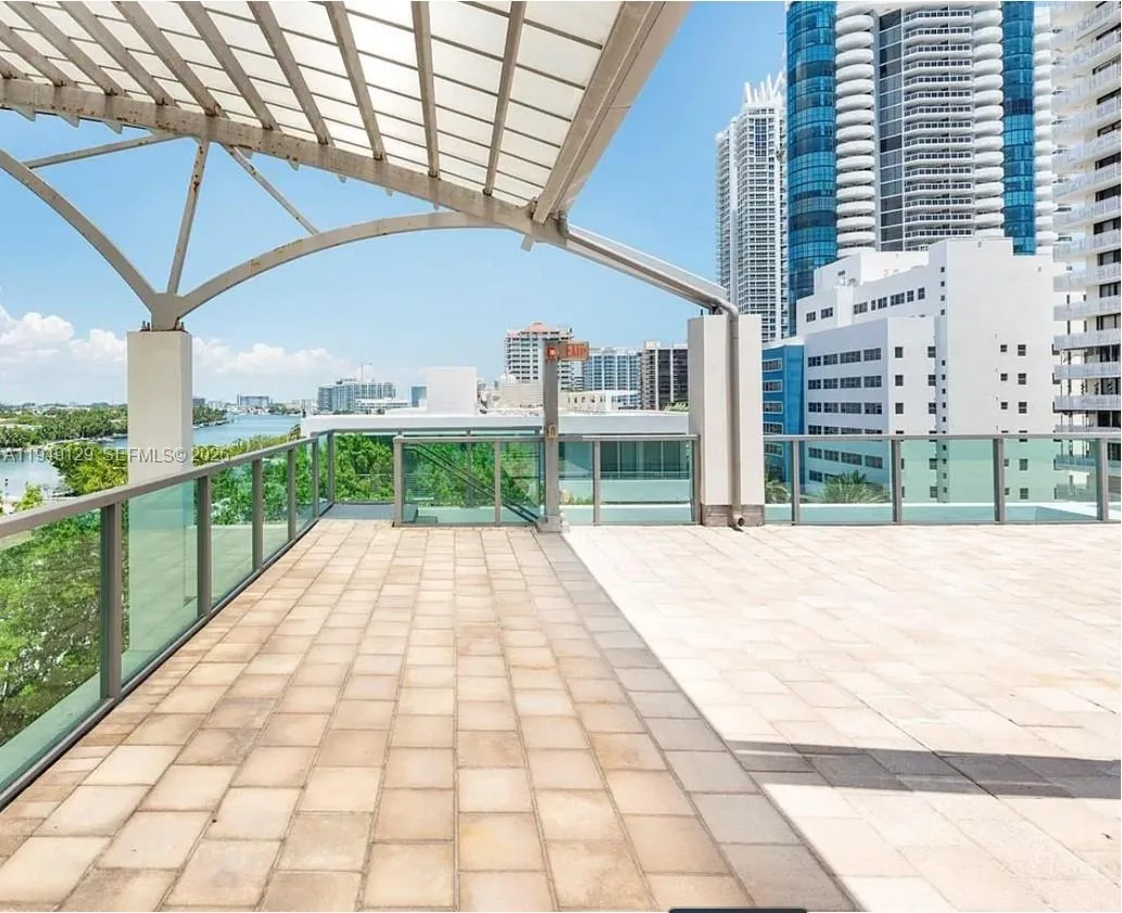 6000 Collins Ave # 501, Miami Beach, FL 33140 photo 6