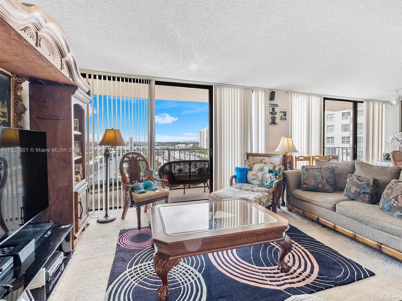 290 174th St # 1809, Sunny Isles Beach, FL 33160 photo 2
