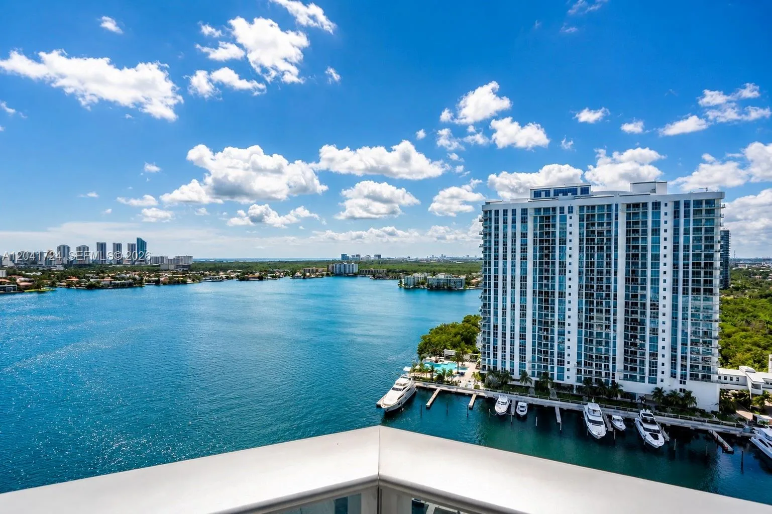 17301 Biscayne Blvd # 1407, North Miami Beach, FL 33160